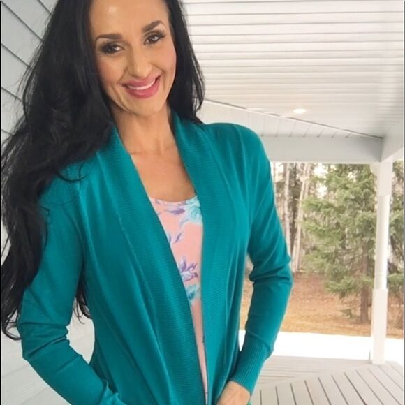Cielo Sweaters - NEW cozy Long teal soft cardigan pockets